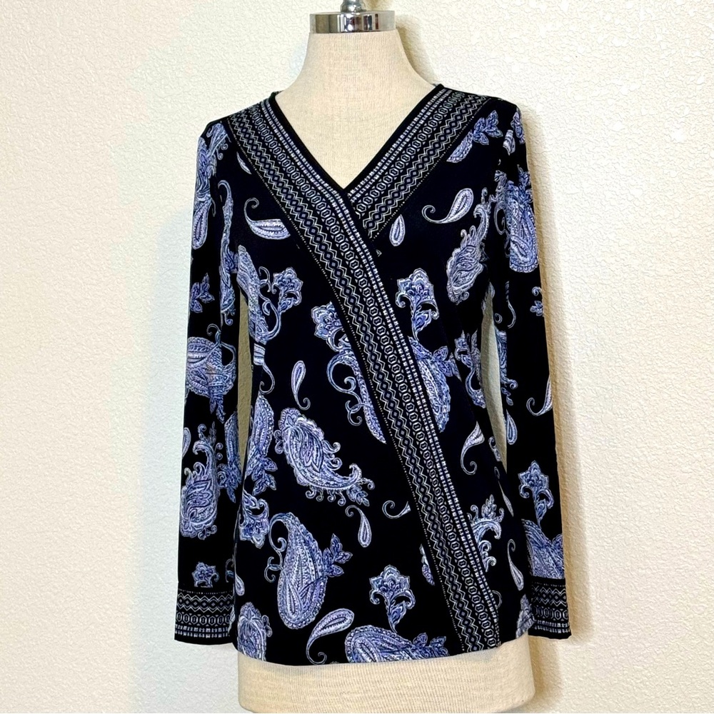 Belle Kim Gravel Women’s Size XXS Black Paisley Printed Crossover‎ Knit Top